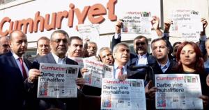 Son Dakika: Cumhuriyet Gazetesinde bir yöneticiye yakalama kararı